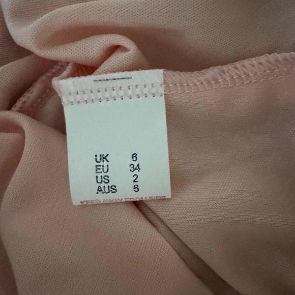 Sz 2 Missguided A line shift dress blue crocheted lace overlay with nude NWT - Picture 6 of 7